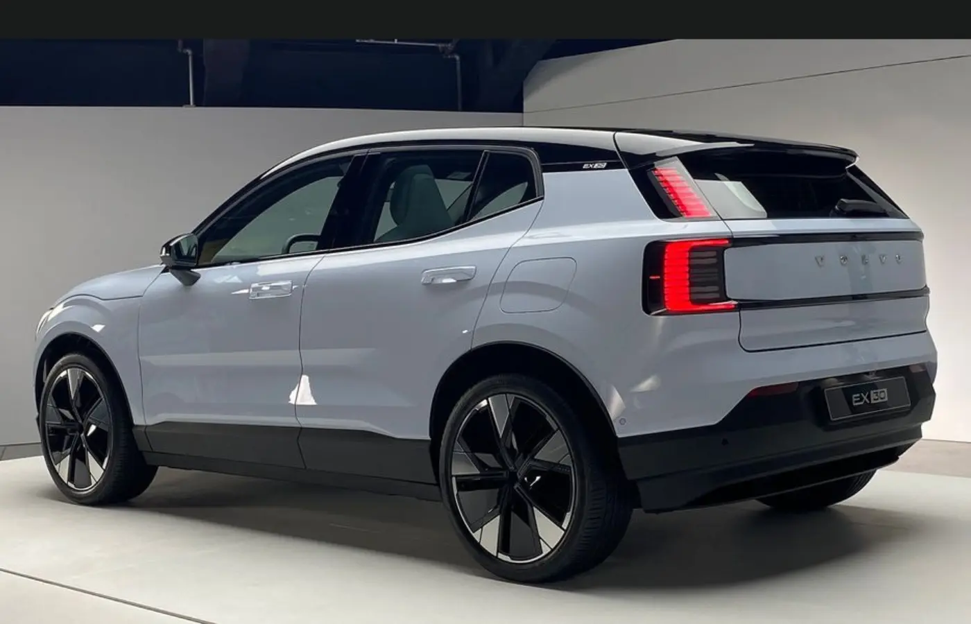 Volvo EX30